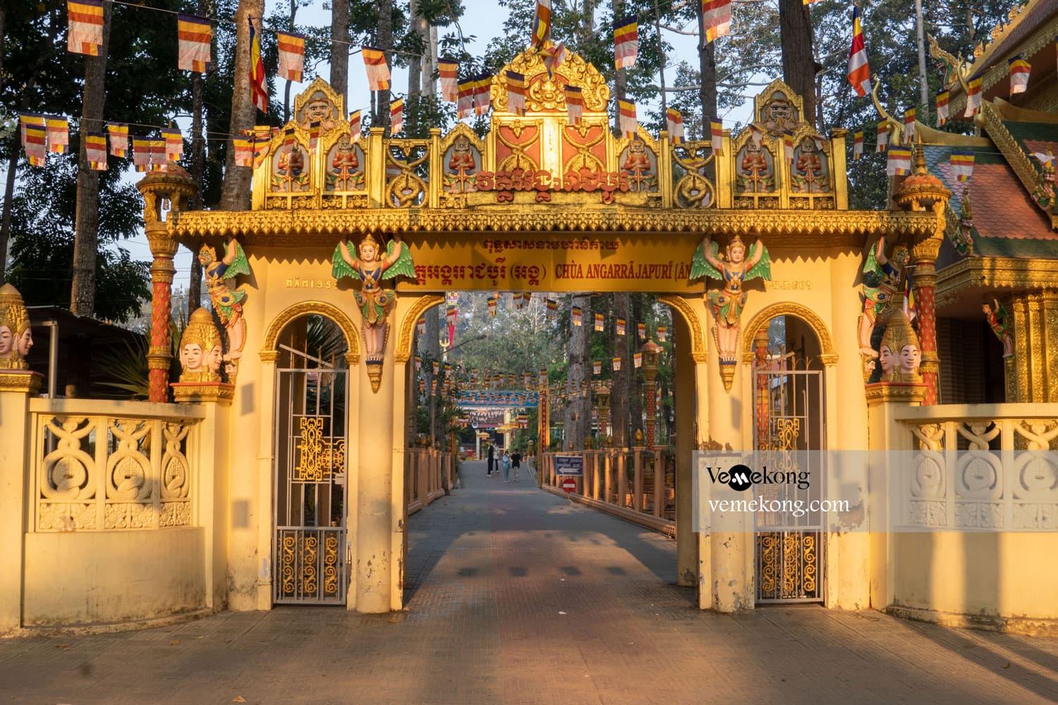 Can Tho Private Car to Tra Vinh with Multi Sightseeing Stops